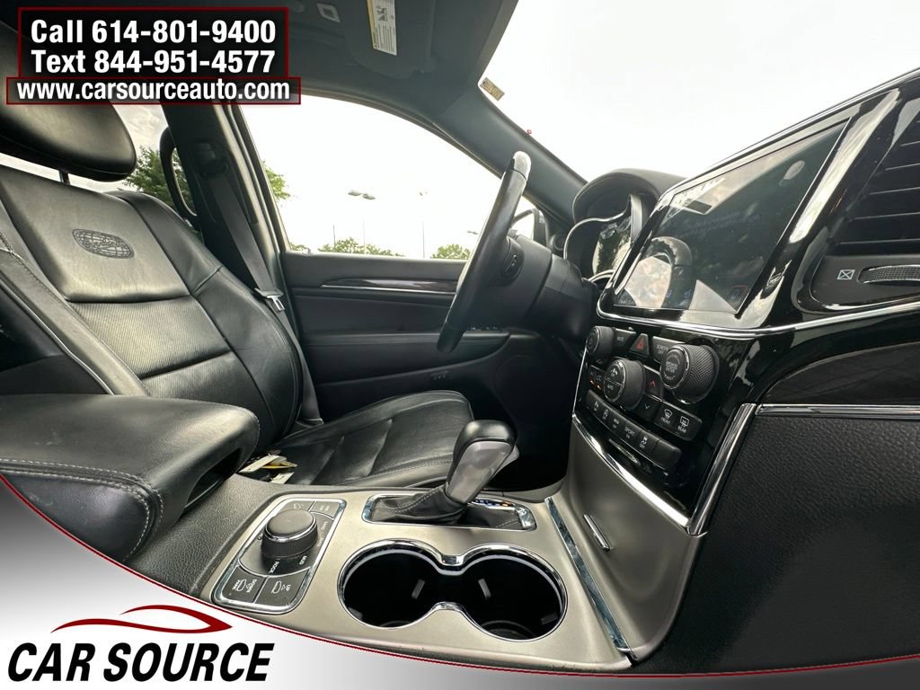 Used 2019 Jeep Grand Cherokee Overland AWD/4WD image 28