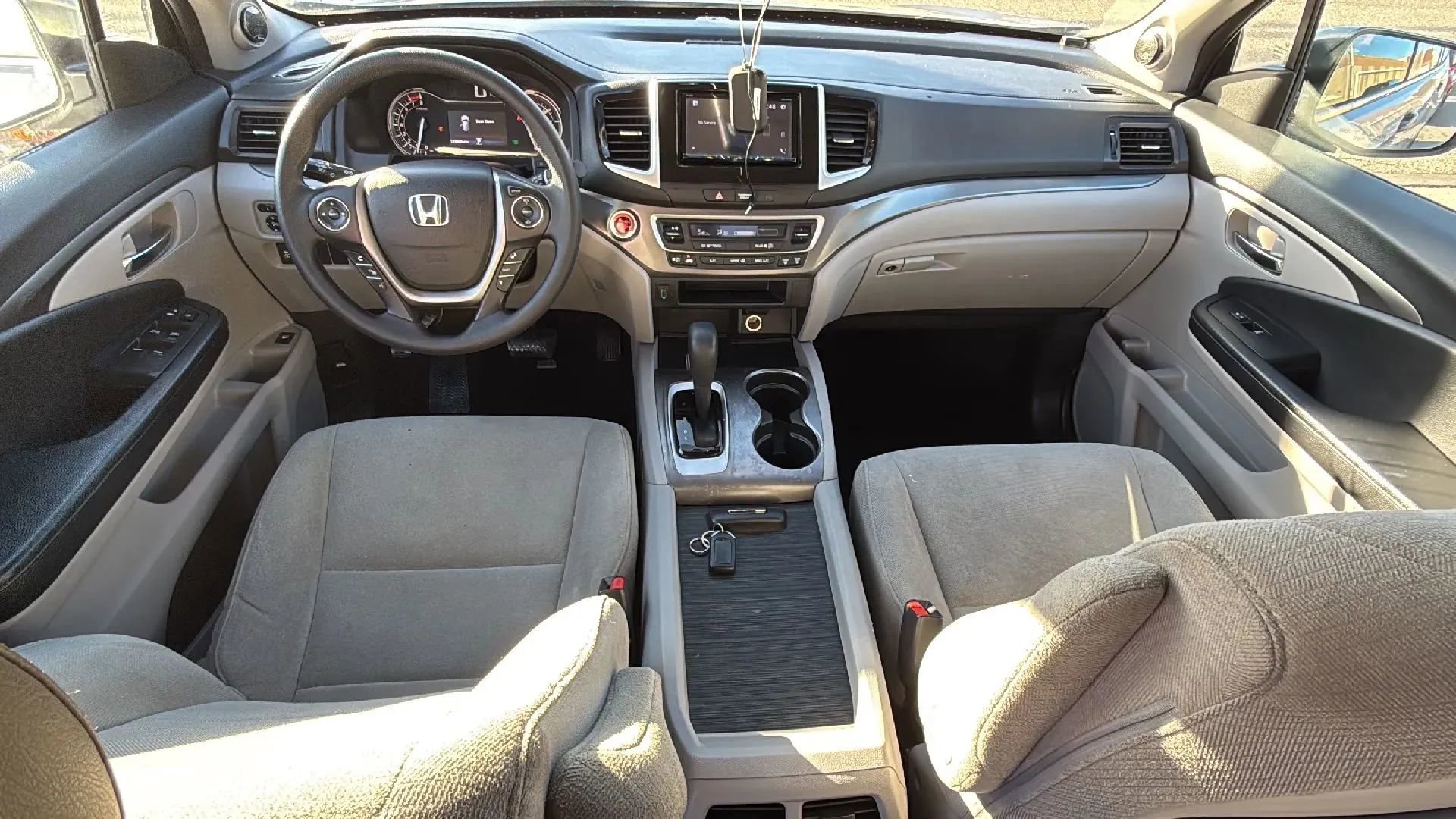 Used 2018 Honda Pilot LX image 32