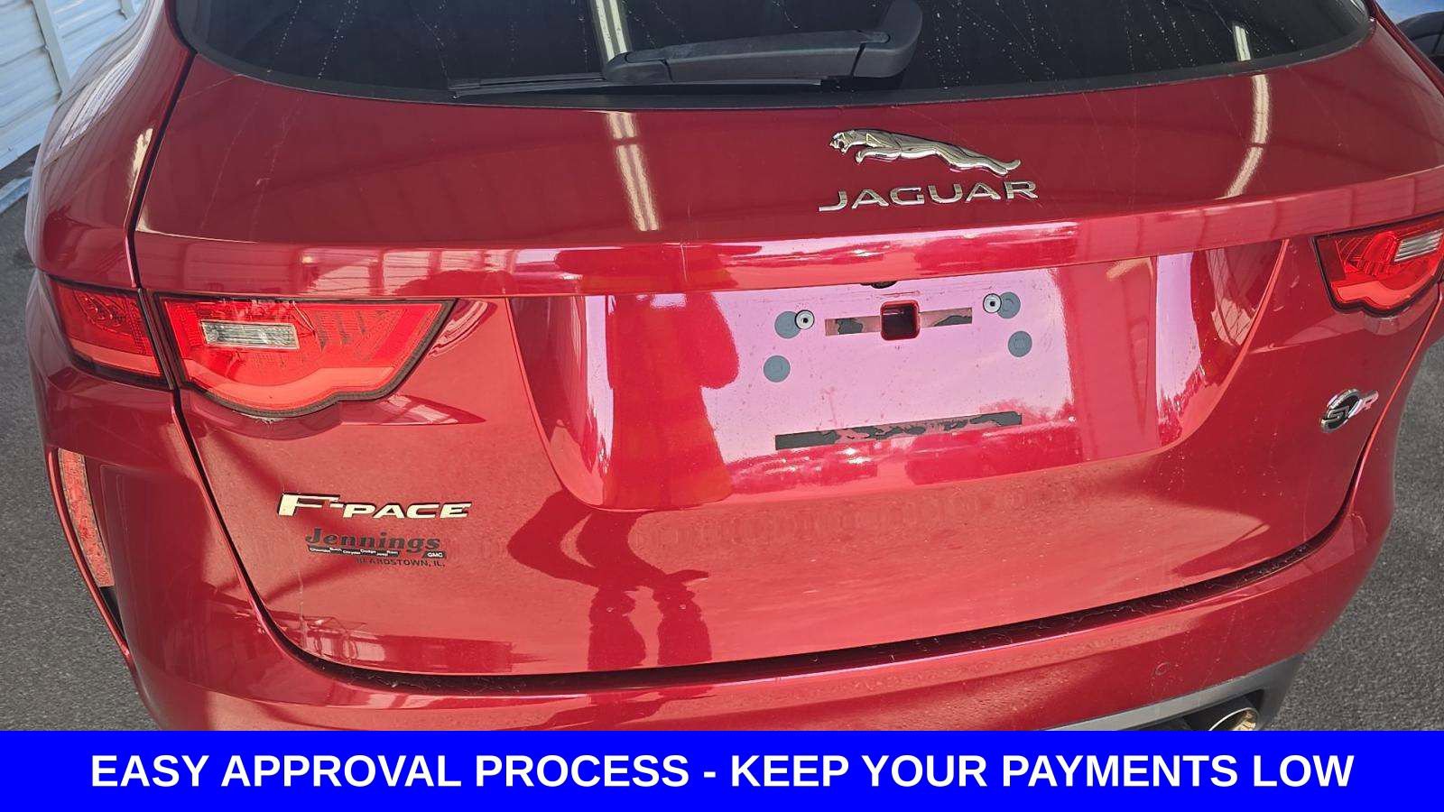 Used 2020 Jaguar F-PACE SVR image 6