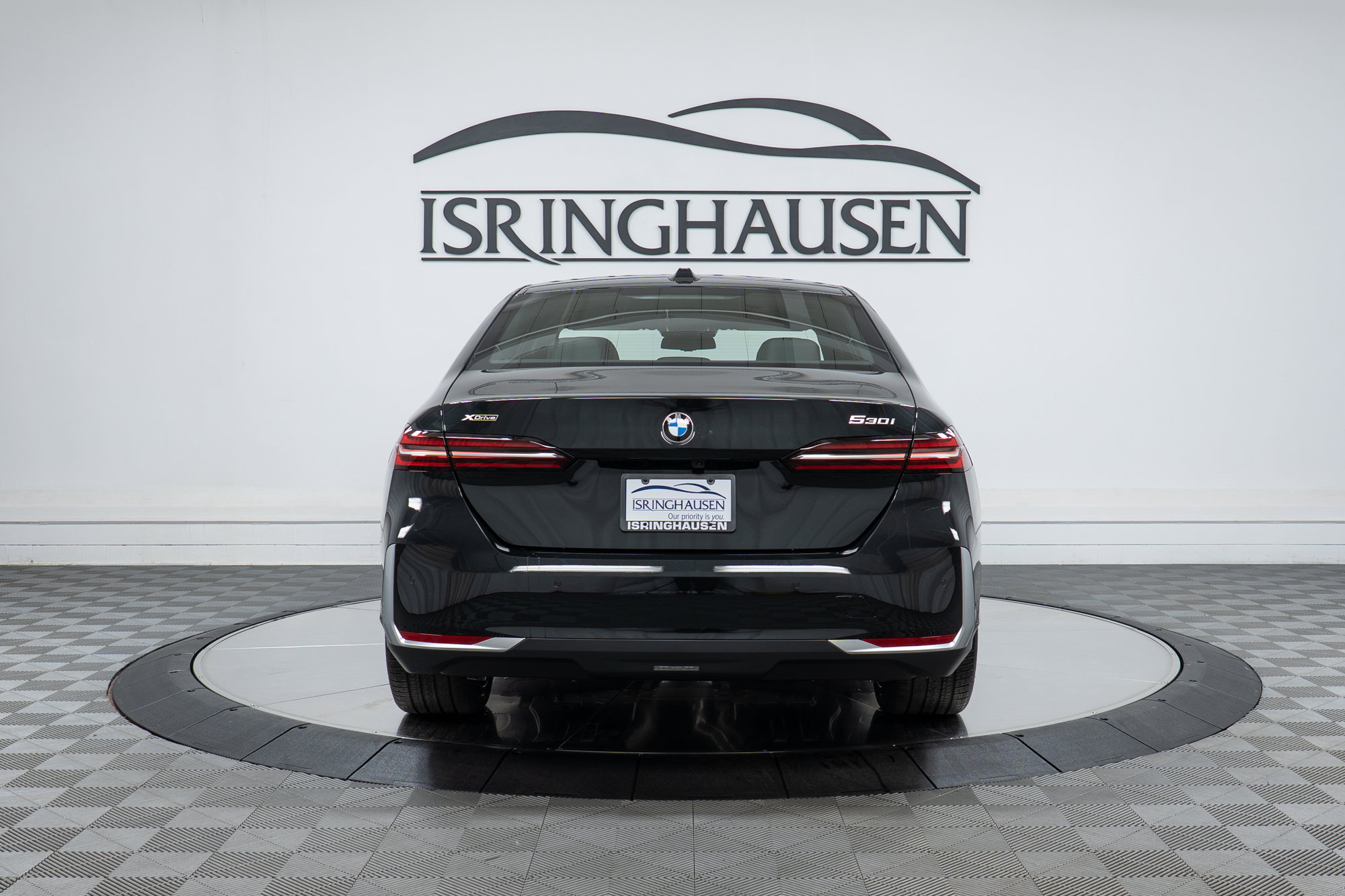 Used 2026 BMW 530i xDrive w/ Premium Package AWD/4WD image 6