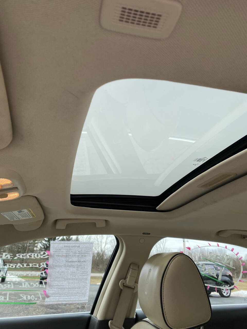 Used 2012 Lincoln MKZ image 11