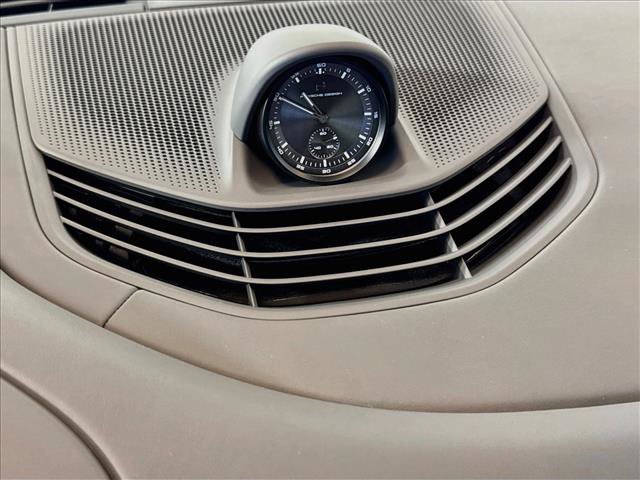 New 2026 Porsche Taycan 4S AWD/4WD image 27