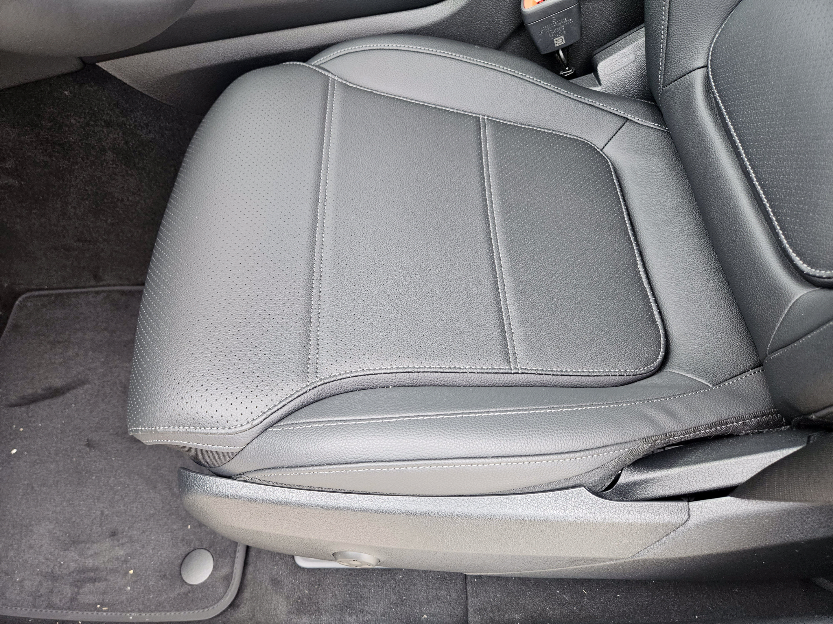 Certified 2026 Mercedes-Benz GLC 300 image 15