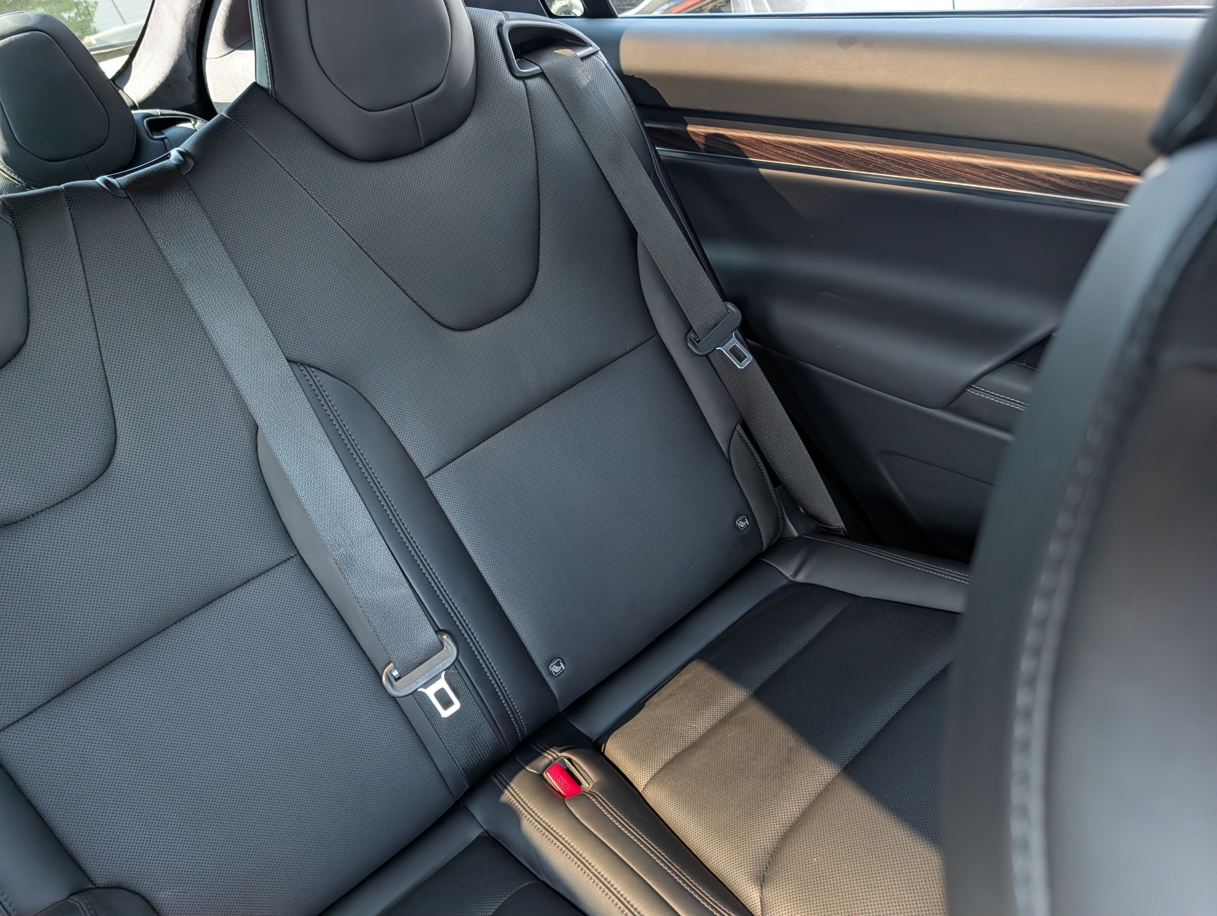 Used 2023 Tesla Model X AWD/4WD image 14