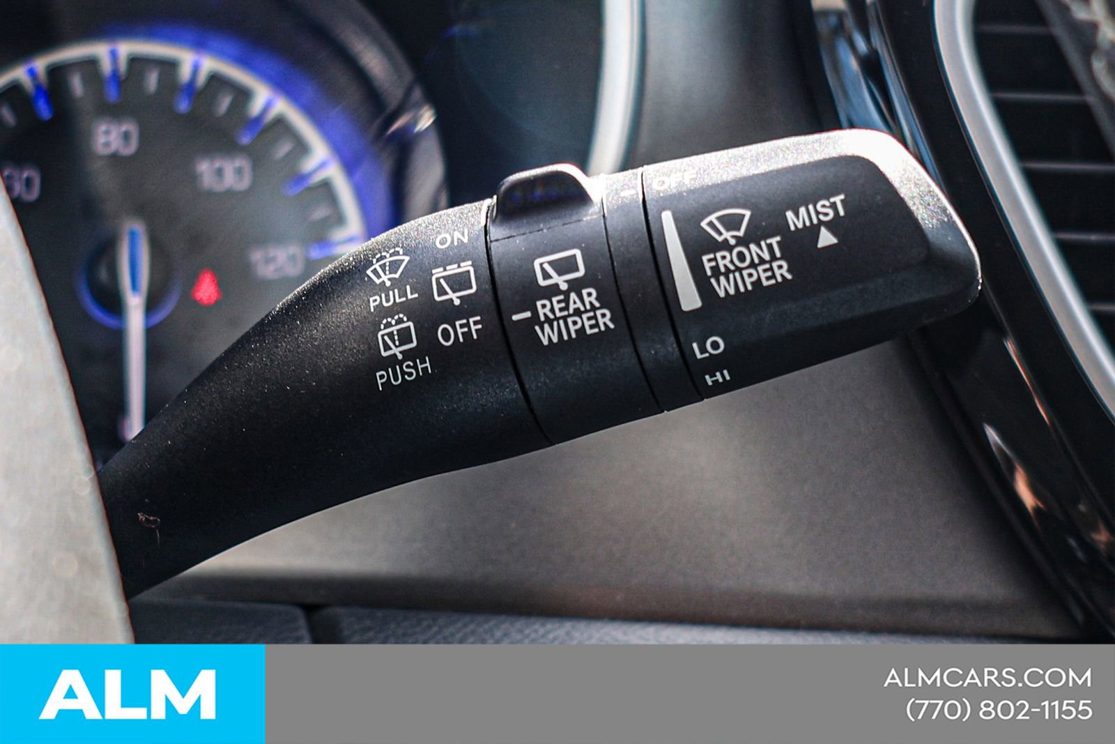 Used 2024 Chrysler Pacifica Touring-L image 27