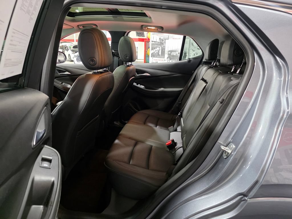 Used 2020 Buick Encore GX Essence w/ Experience Buick Package AWD/4WD image 20