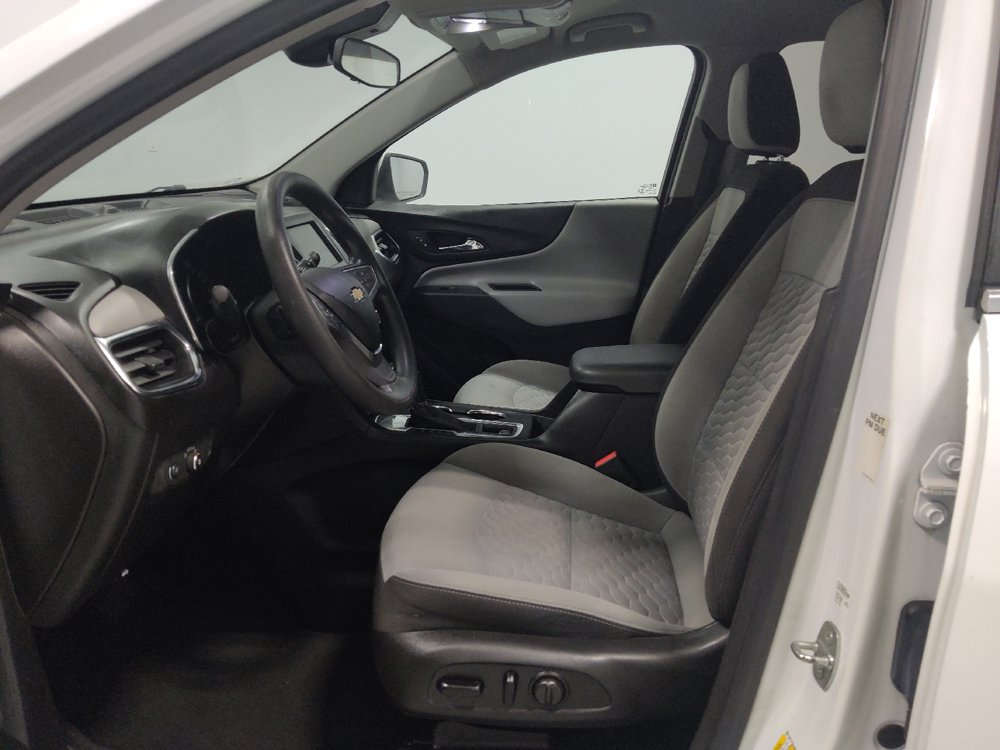Used 2021 Chevrolet Equinox LT FWD image 17