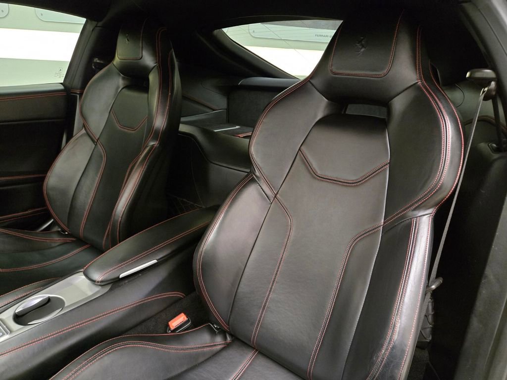 Used 2015 Ferrari F12 Berlinetta image 29