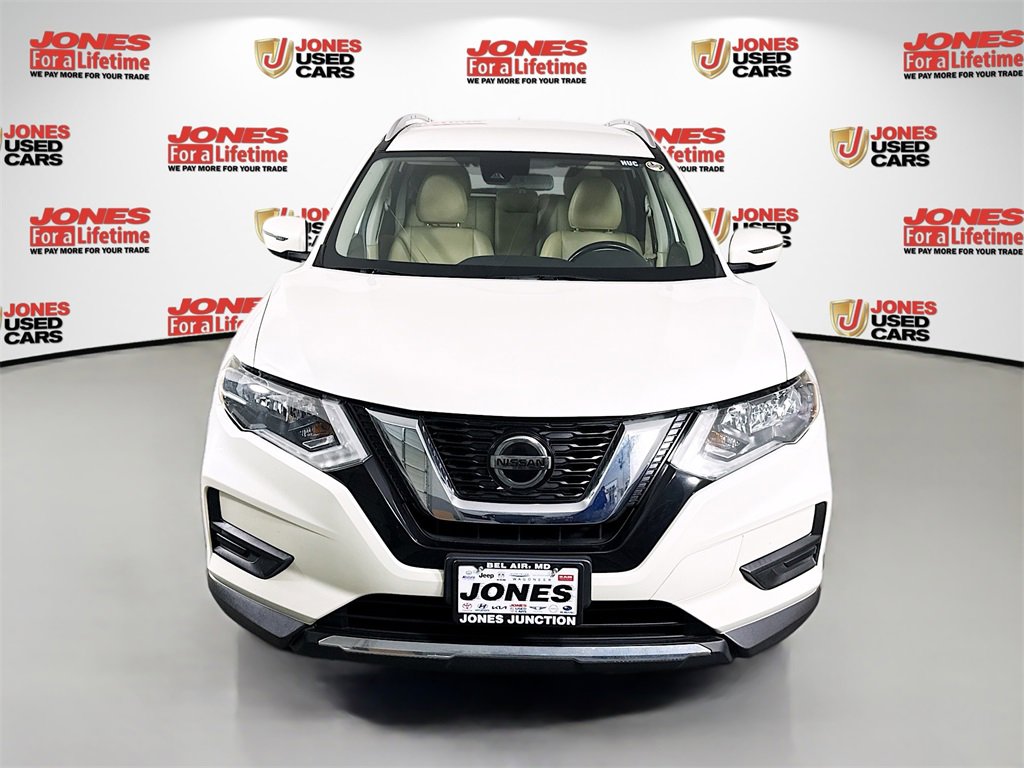 Used 2020 Nissan Rogue SV image 11