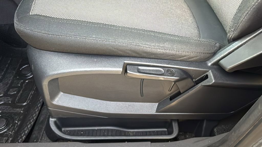 Used 2020 Ford Transit Connect XL image 27