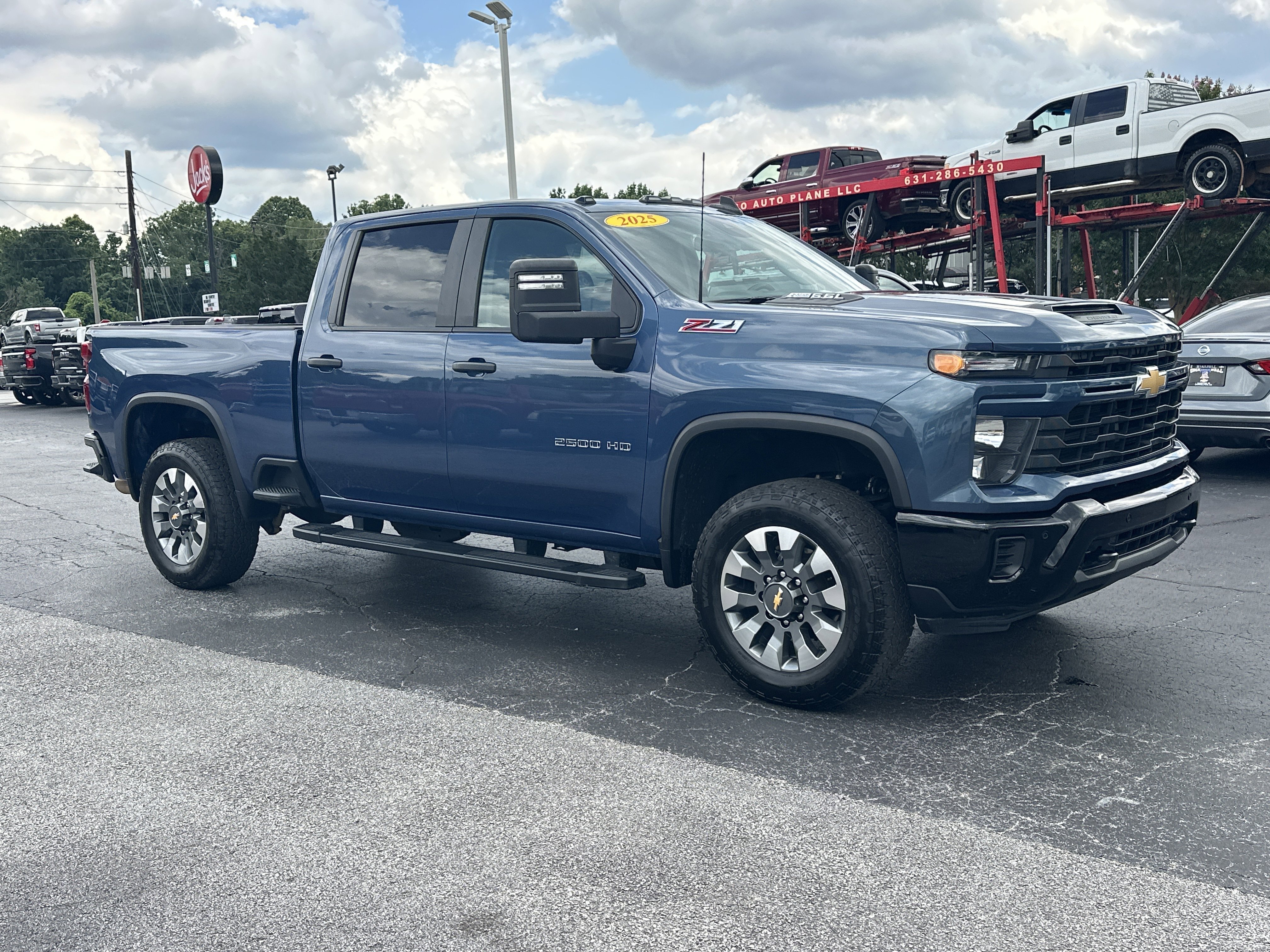Used 2025 Chevrolet Silverado 2500 Custom w/ Custom Value Package AWD/4WD video 2