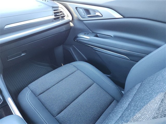 Used 2026 Chevrolet Traverse LT w/ Driver Confidence Package image 18