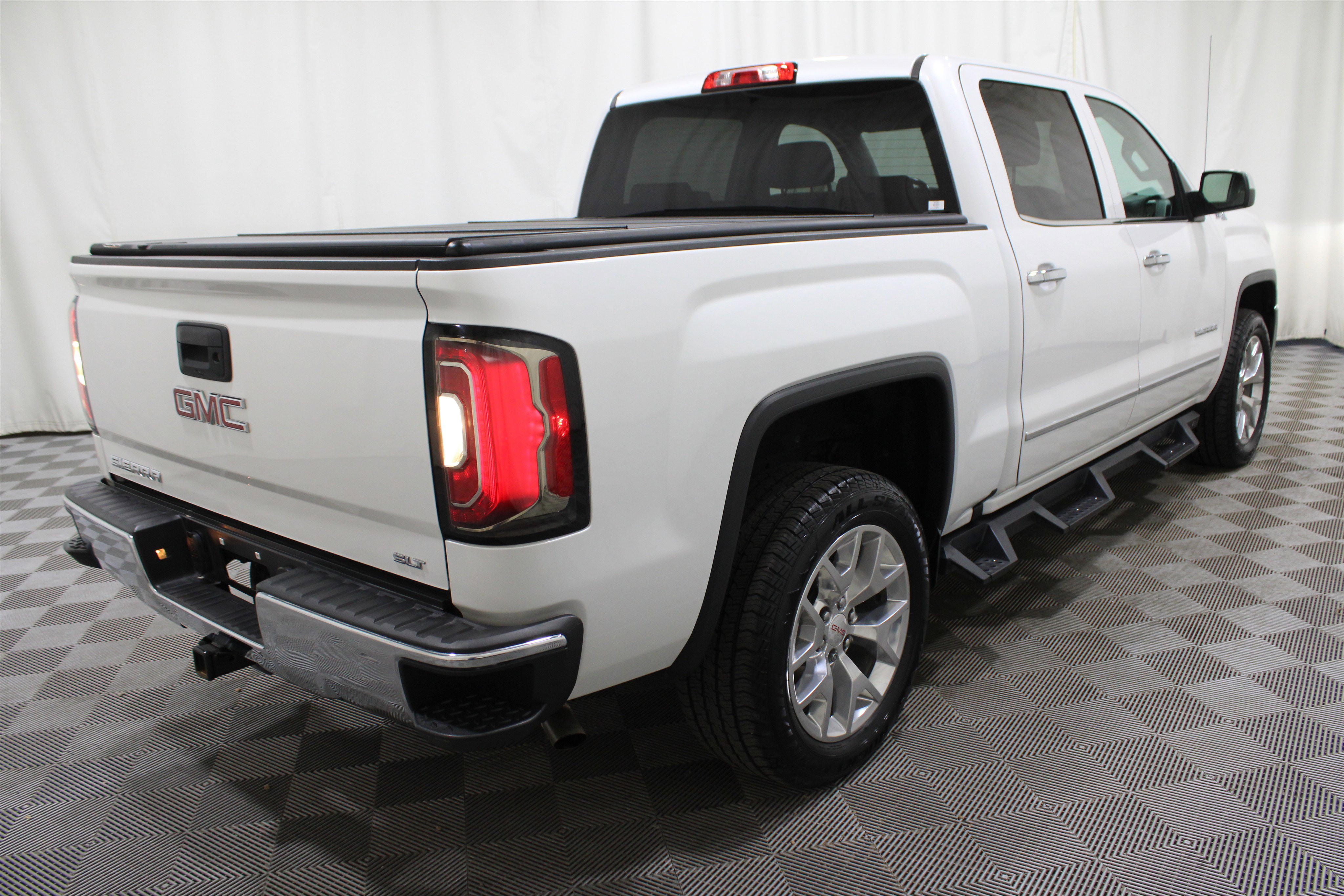 Used 2018 GMC Sierra 1500 SLT w/ SLT Premium Package image 30