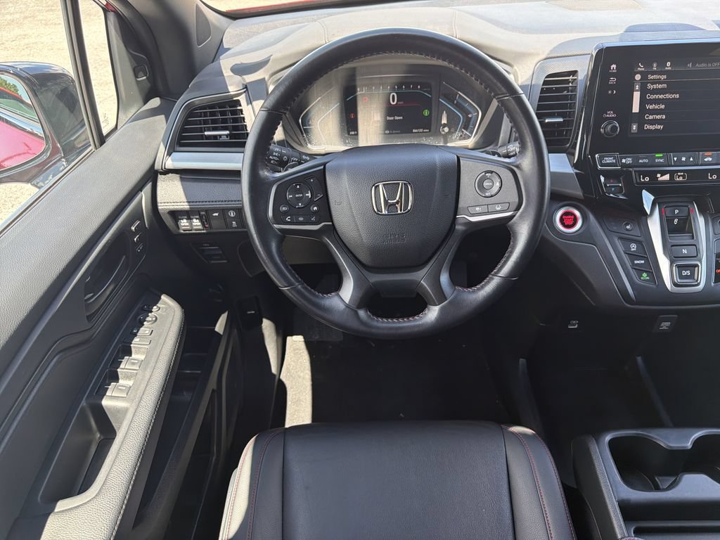 Used 2023 Honda Odyssey Sport image 13