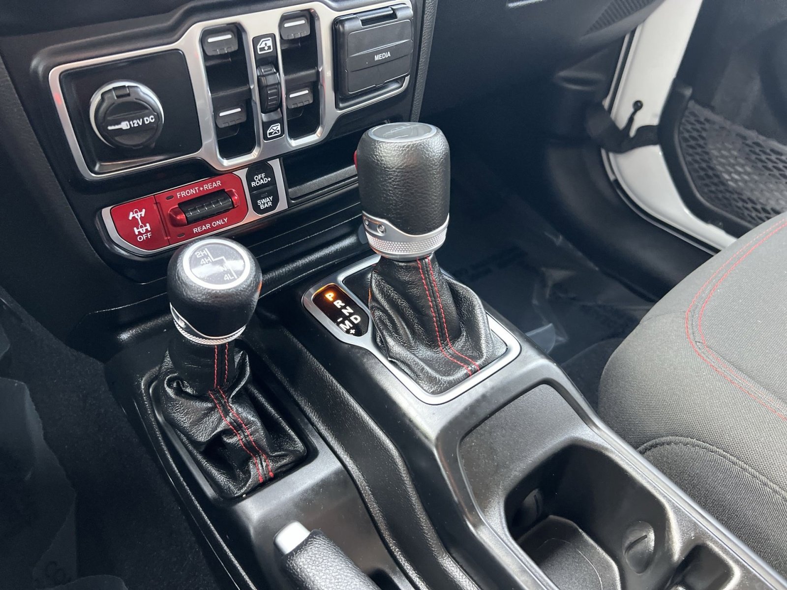 Used 2023 Jeep Gladiator Rubicon w/ Trailer Tow Package image 21