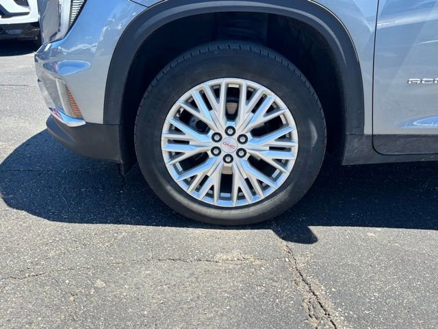 Used 2024 GMC Acadia Elevation FWD image 11