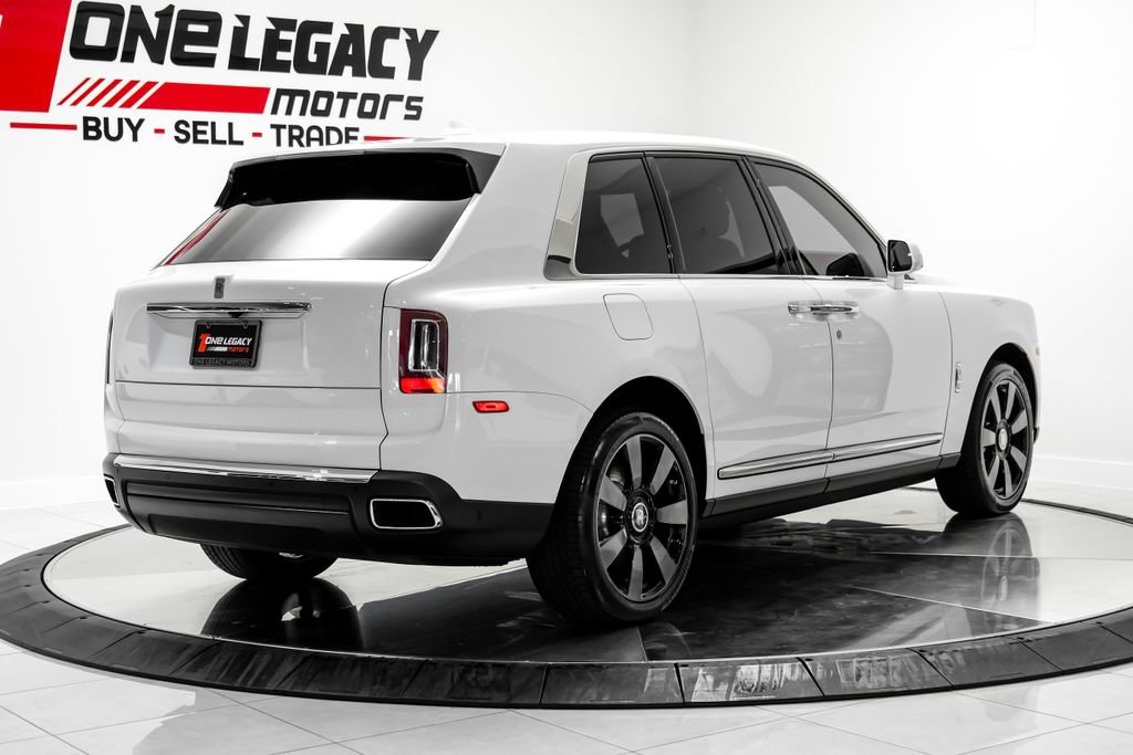 Used 2022 Rolls-Royce Cullinan AWD/4WD image 9