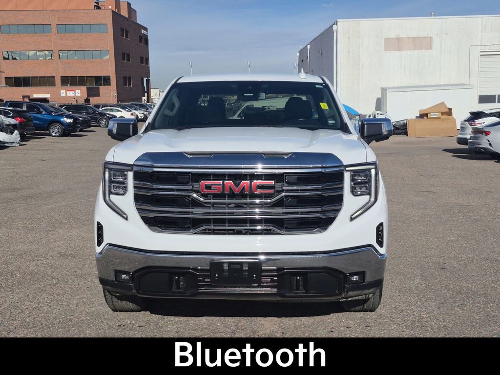 Used 2025 GMC Sierra 1500 SLT image 3