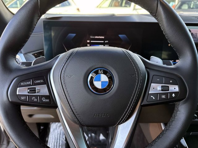 Certified 2025 BMW X5 xDrive50e w/ Climate Comfort Package AWD/4WD image 34