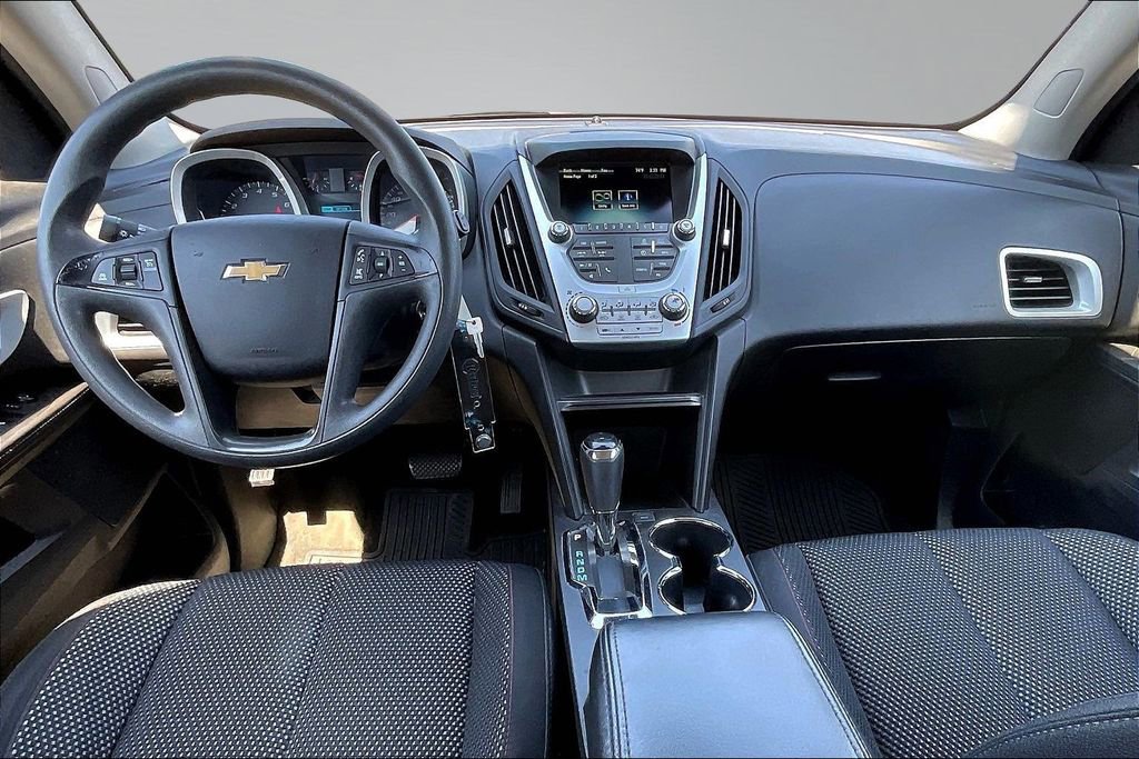 Used 2017 Chevrolet Equinox LS FWD image 16