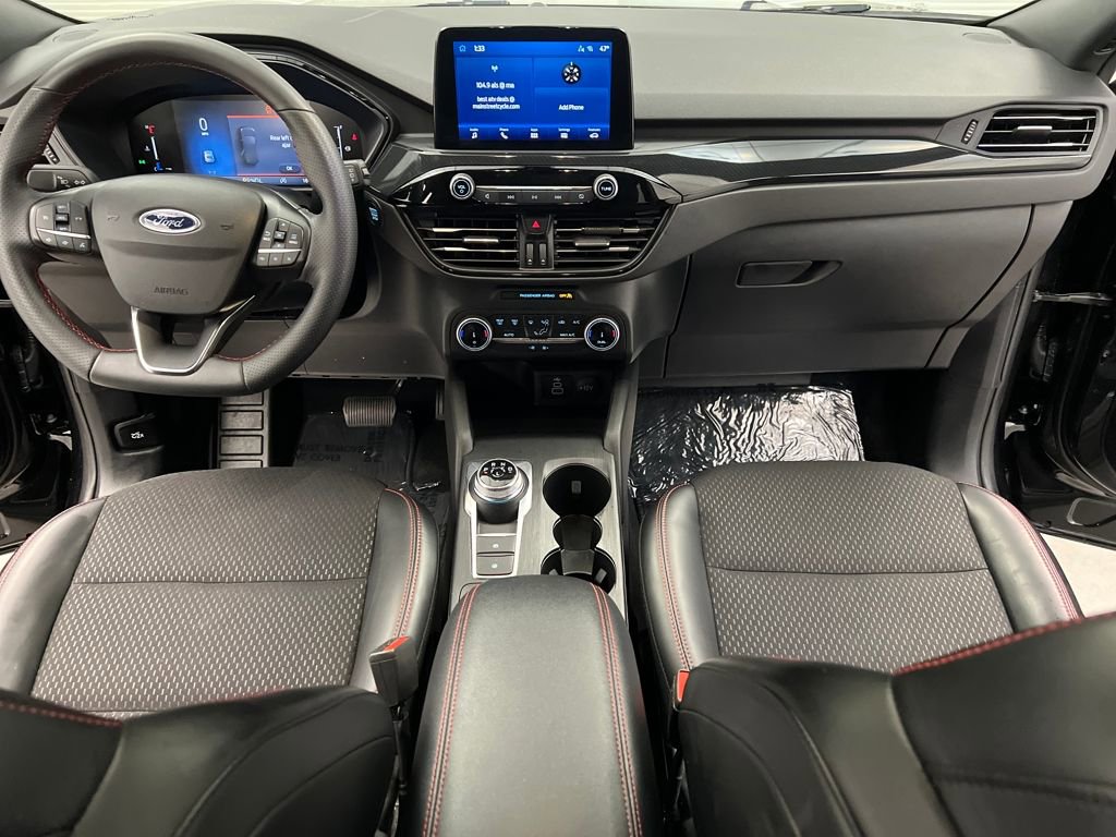 Used 2025 Ford Escape ST-Line image 33