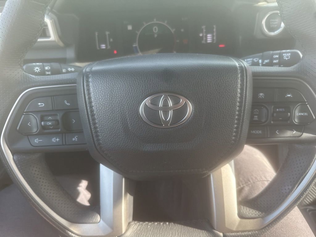 Used 2026 Toyota 4Runner SR5 AWD/4WD image 24