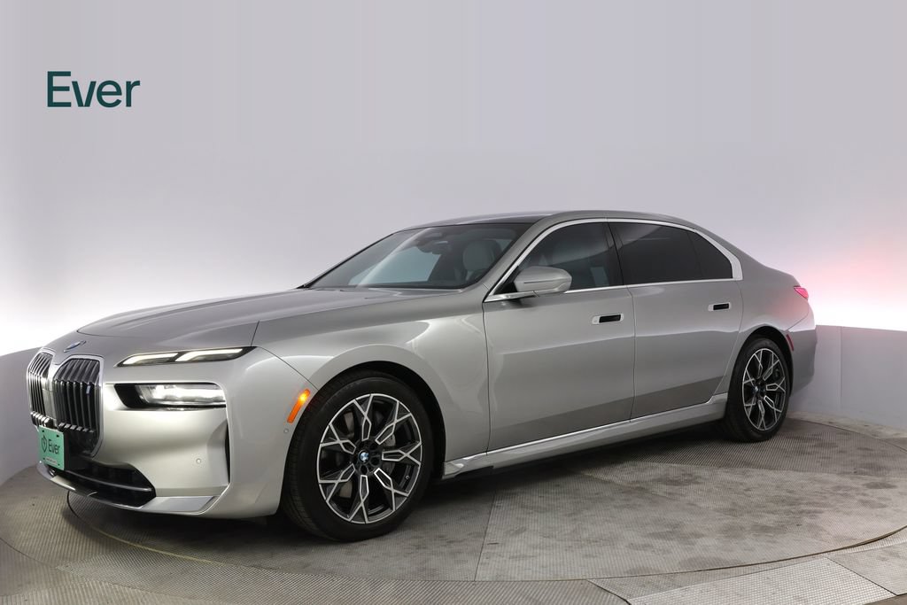 Used 2023 BMW i7 xDrive60 AWD/4WD image 18