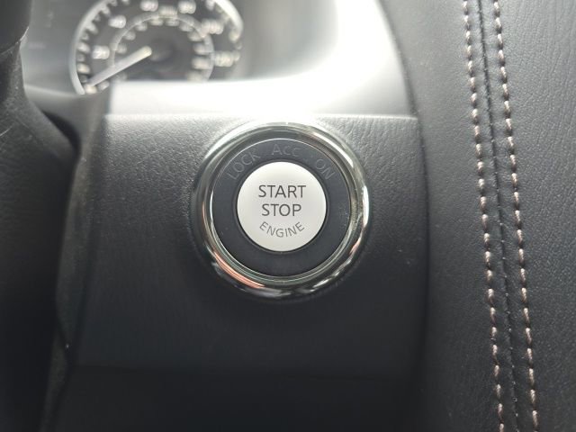 Used 2022 Nissan Armada Platinum w/ Captain's Chairs Package image 17