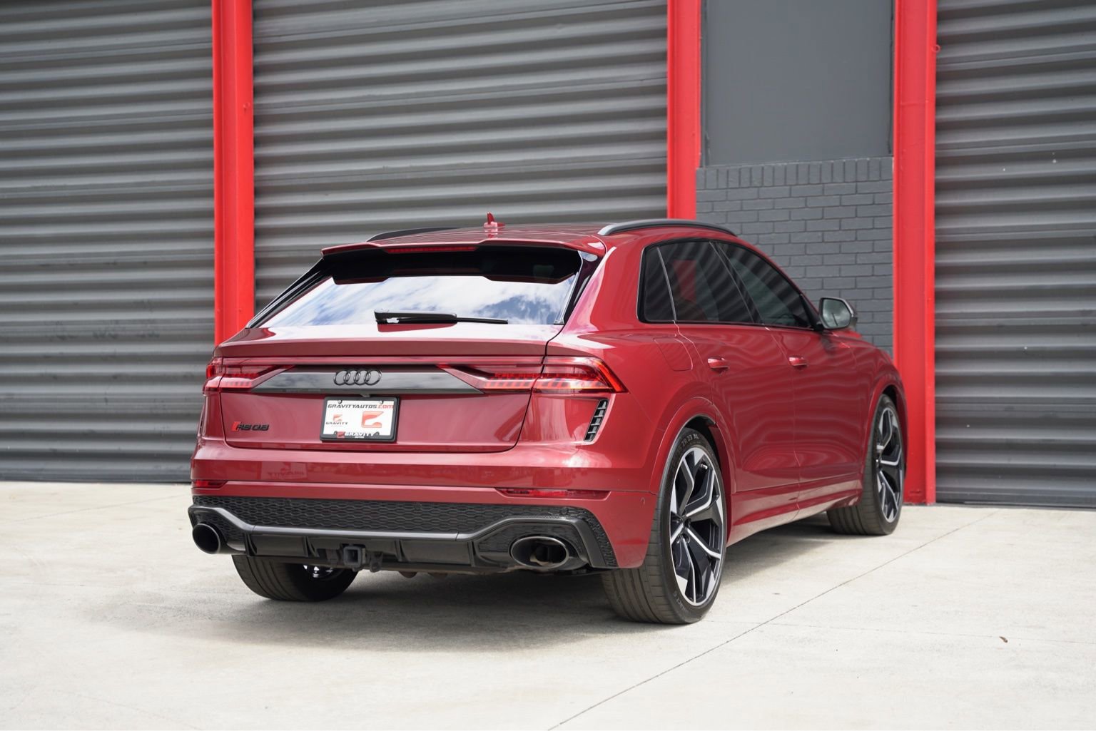 Used 2022 Audi RS Q8 w/ Carbon Optic Package image 27