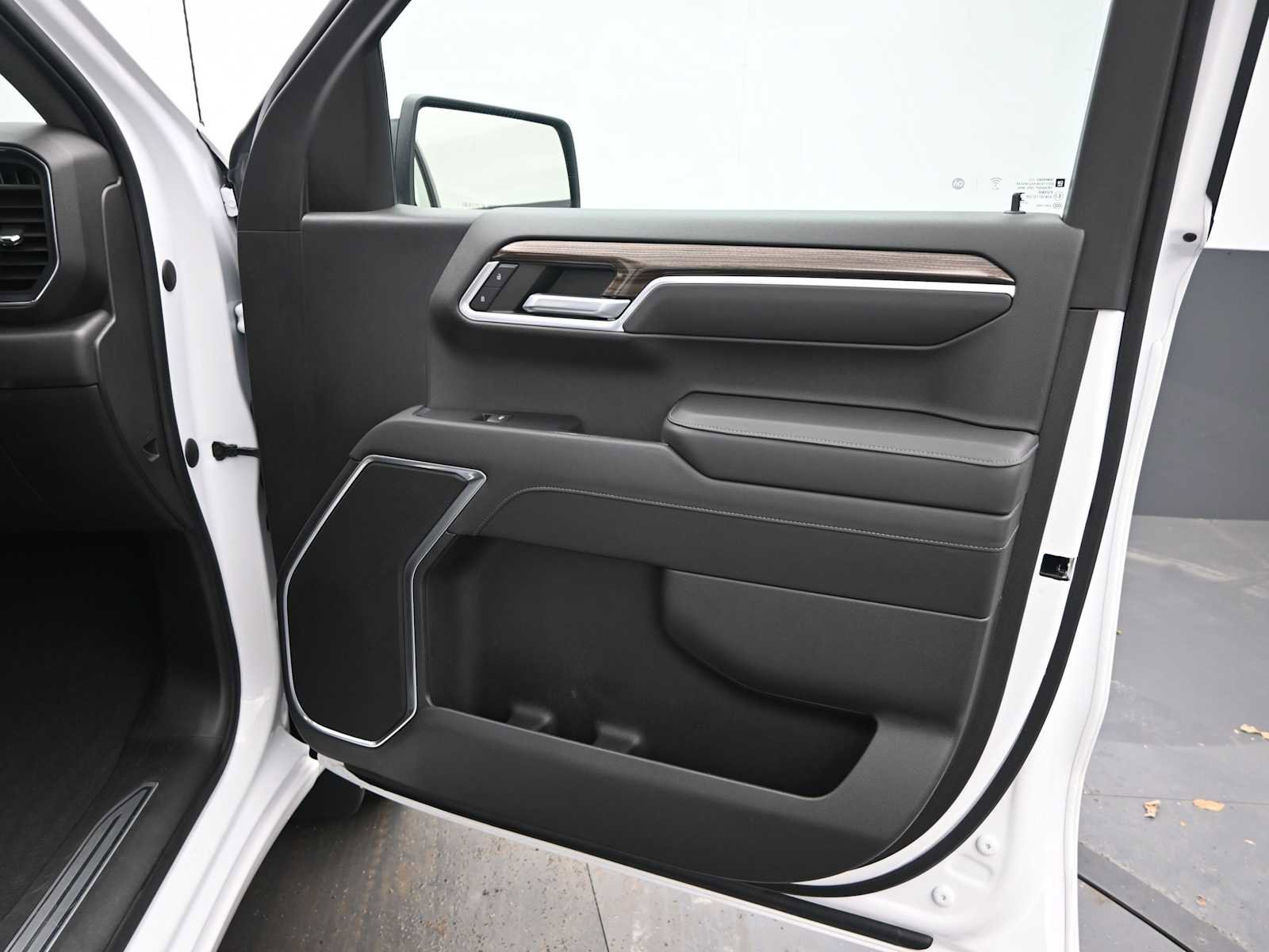 Used 2022 Chevrolet Silverado 1500 LT image 21