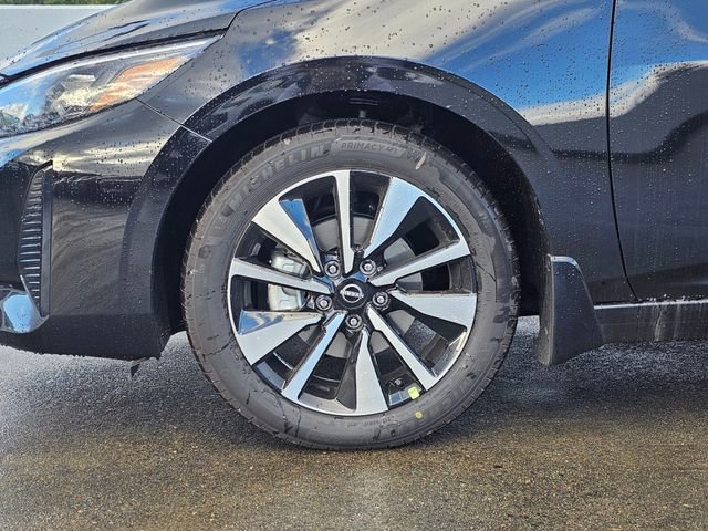 Used 2025 Nissan Sentra SV w/ SV Premium Package image 9