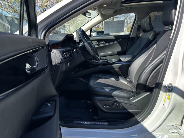 Used 2023 Lincoln Nautilus Reserve w/ Cargo Utility Package image 19