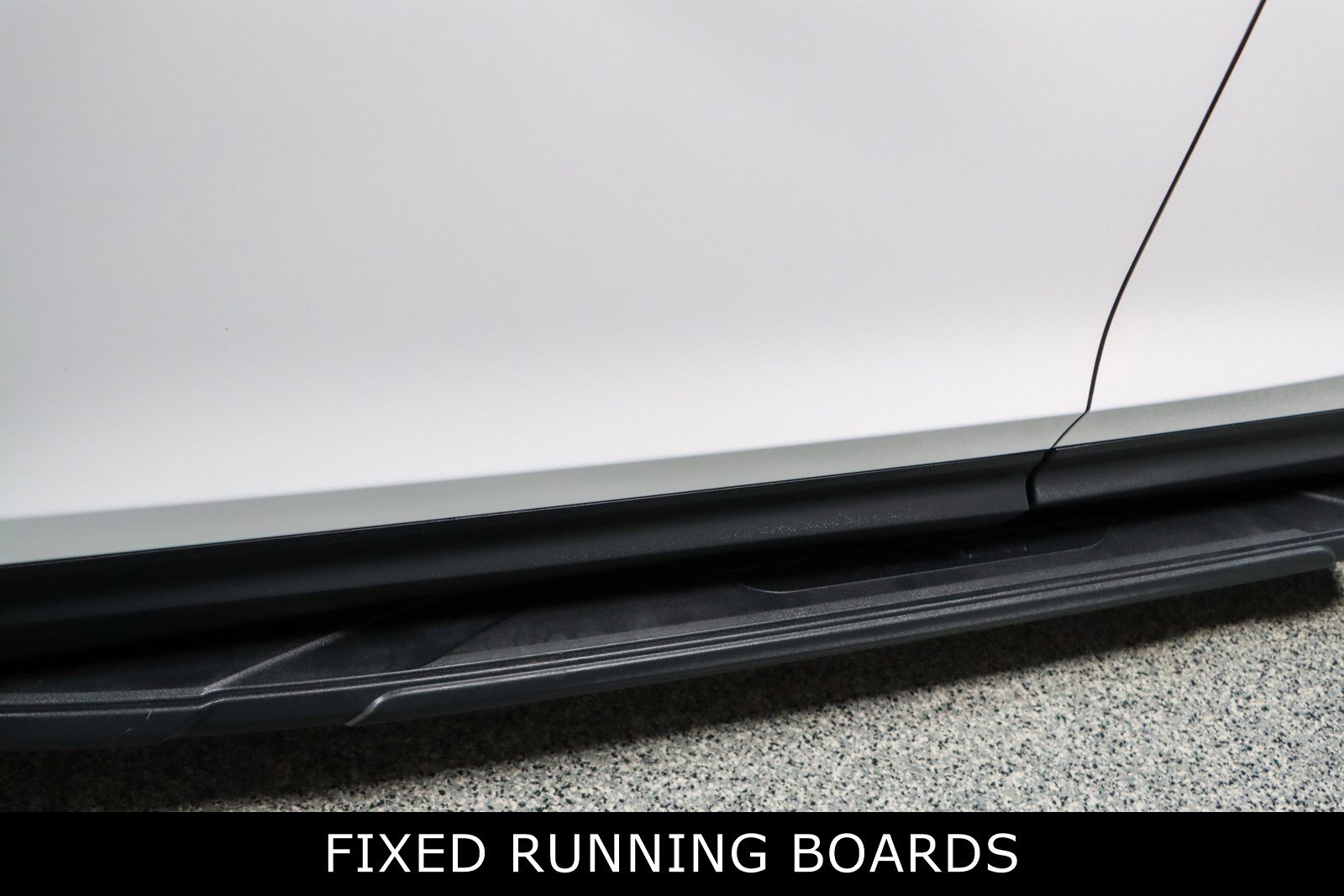 Used 2023 Honda Passport EX-L image 12