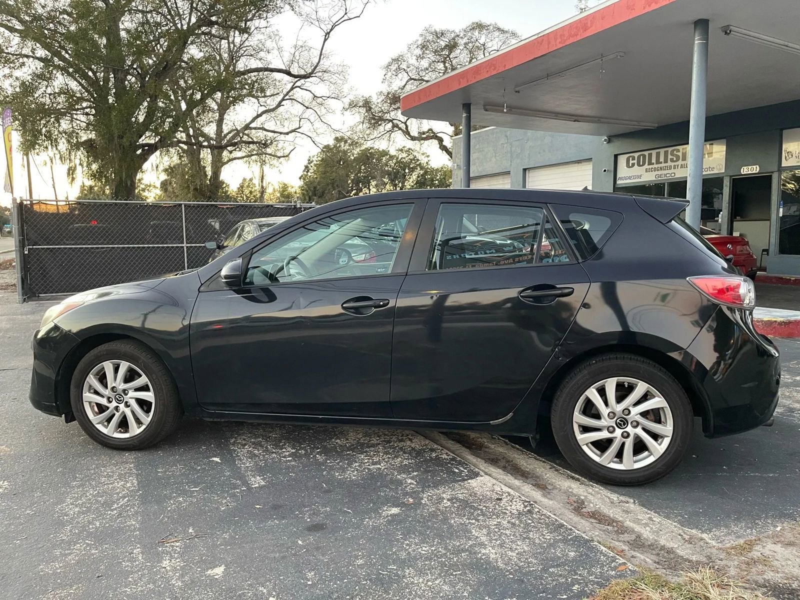 Used 2013 MAZDA MAZDA3 i Touring FWD image 7