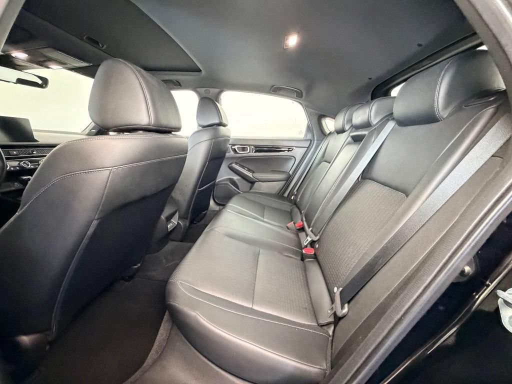 Used 2022 Honda Civic Sport Touring image 4
