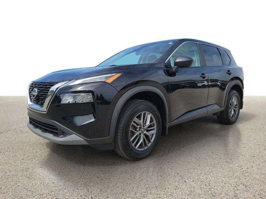 Used 2023 Nissan Rogue S AWD/4WD image 2