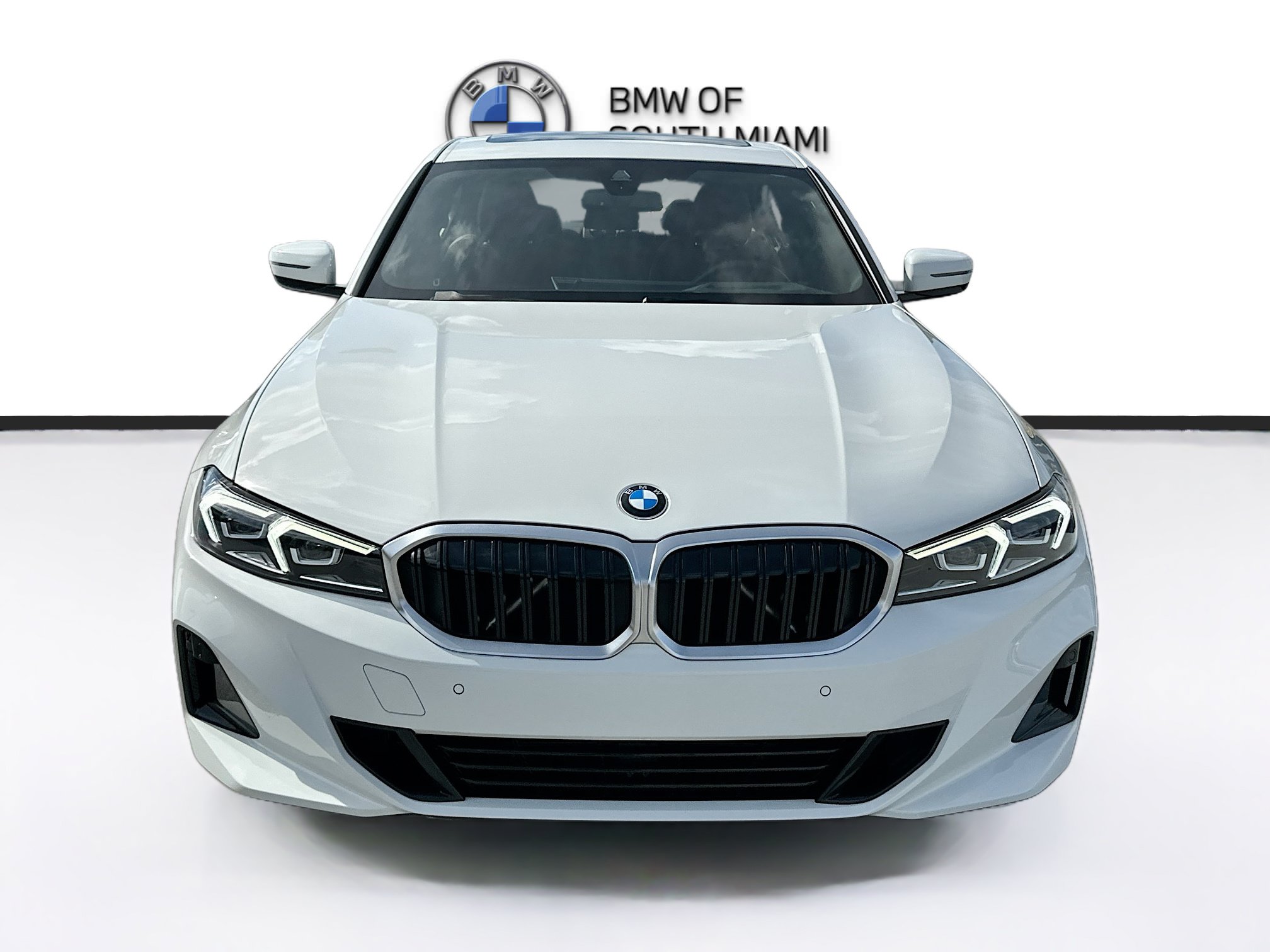 Used 2023 BMW 330i Sedan w/ Premium Package RWD image 2