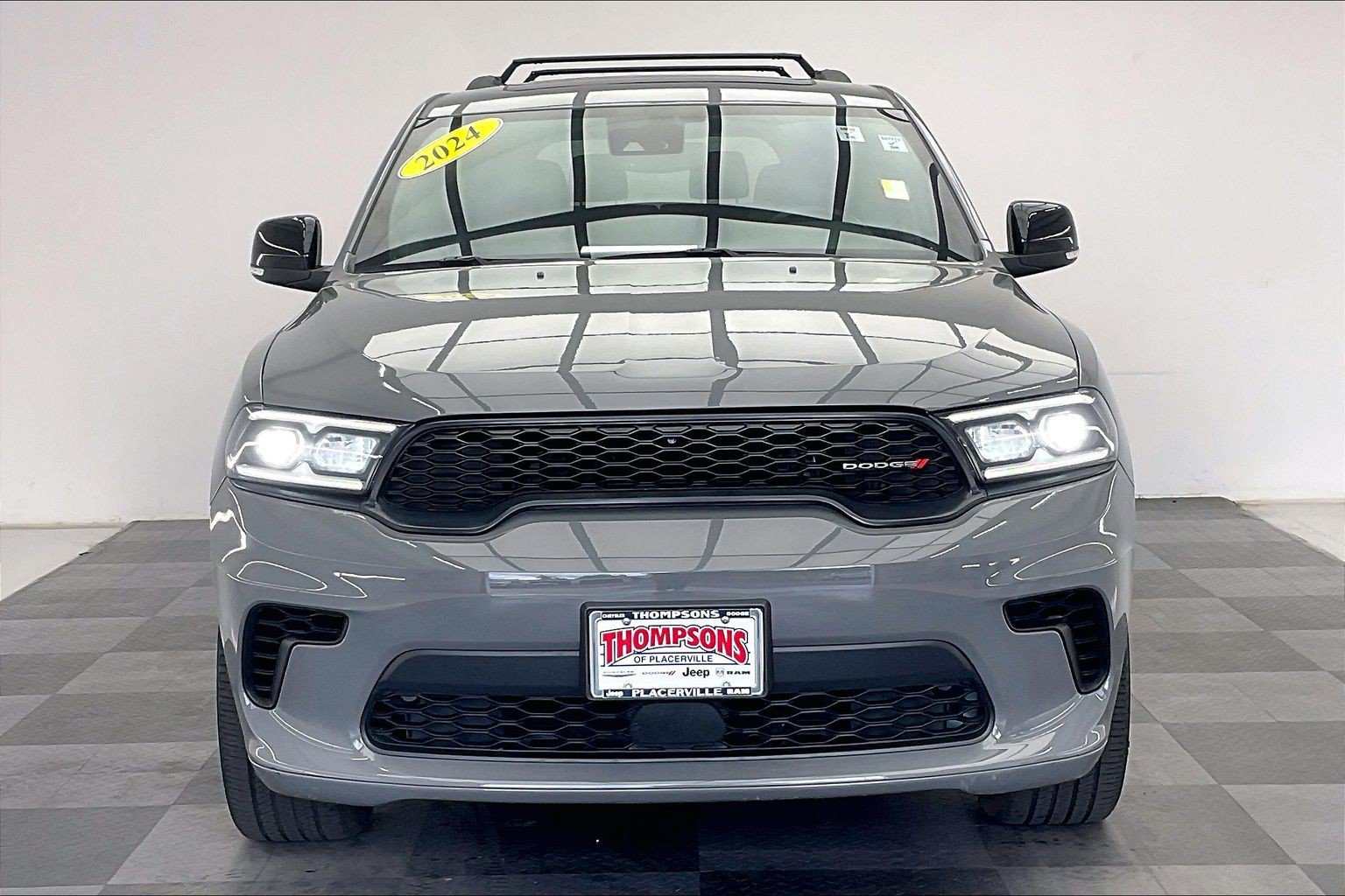 Used 2024 Dodge Durango GT AWD/4WD image 2