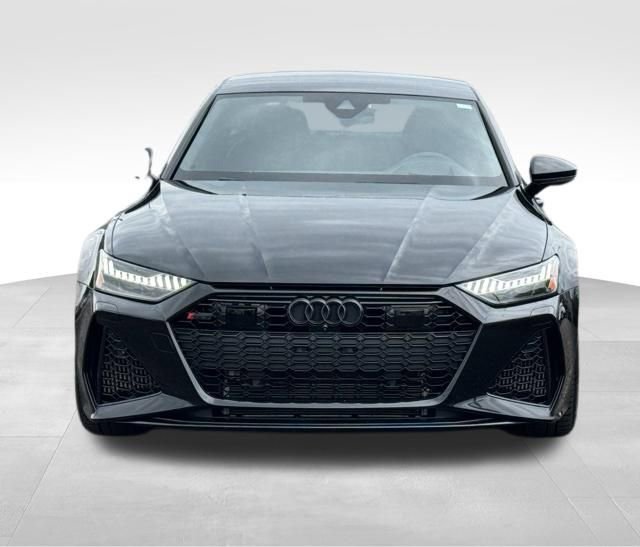 Used 2024 Audi RS 7 Performance AWD/4WD image 2