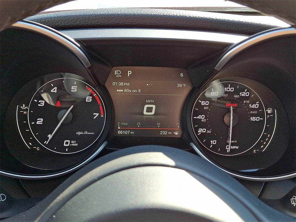 Used 2018 Alfa Romeo Giulia AWD image 15