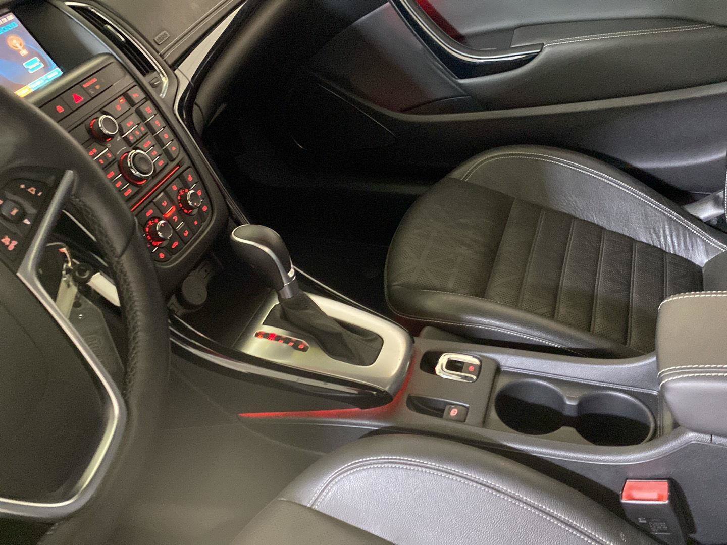 Used 2016 Buick Cascada Premium FWD image 17