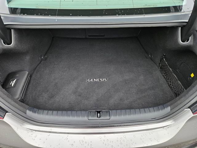 Used 2023 Genesis G70 2.0T image 11