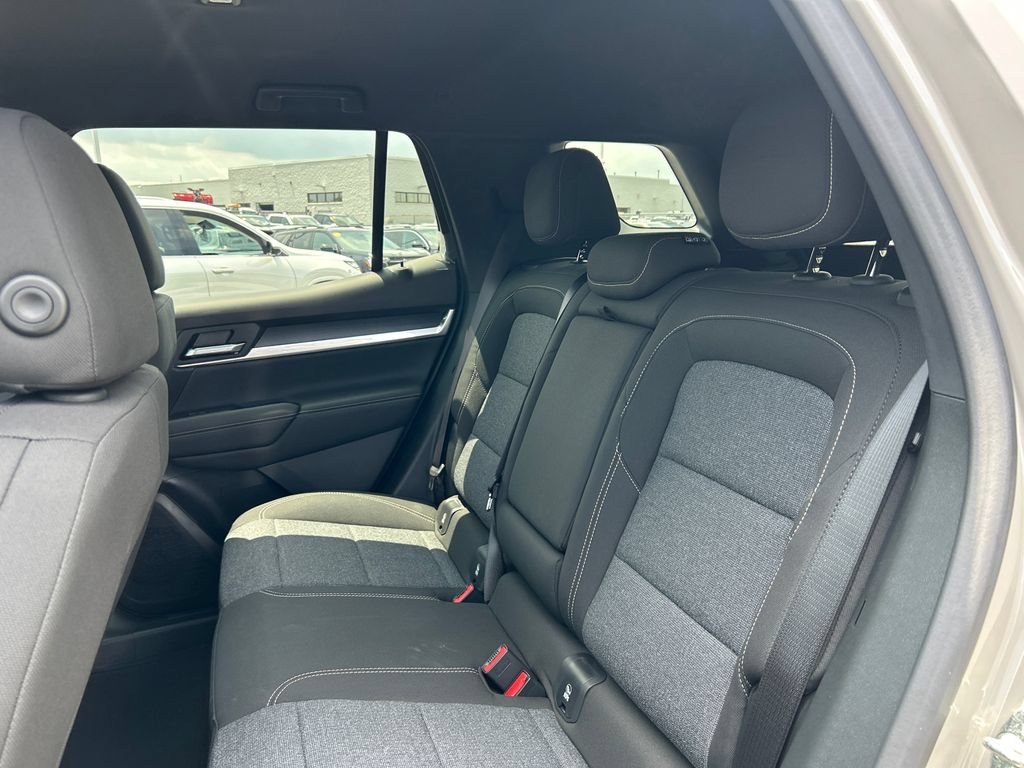 New 2027 GMC Terrain Elevation w/ Technology Package II AWD/4WD image 33