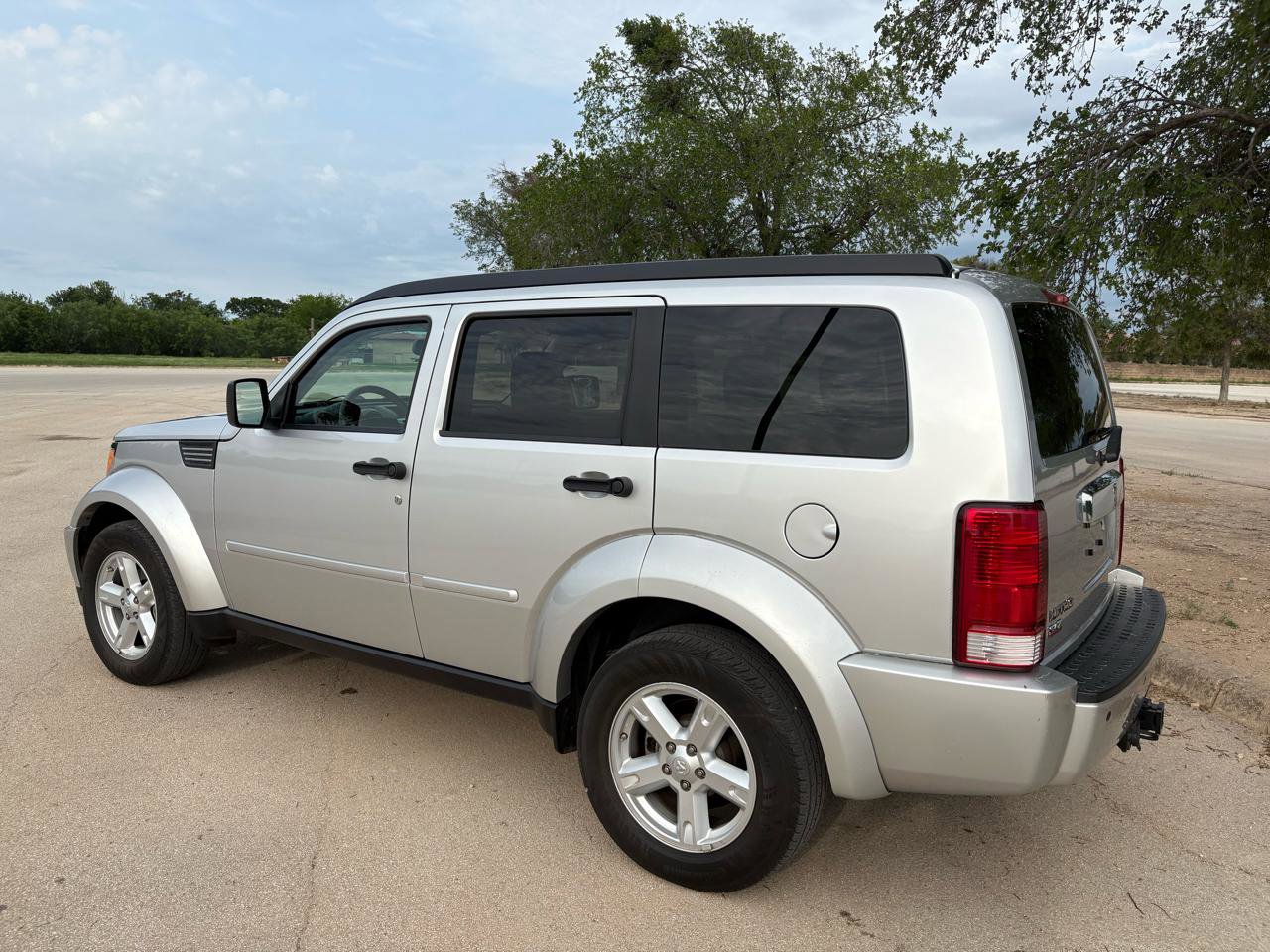 Used 2008 Dodge Nitro SLT w/ Convenience Group RWD image 4