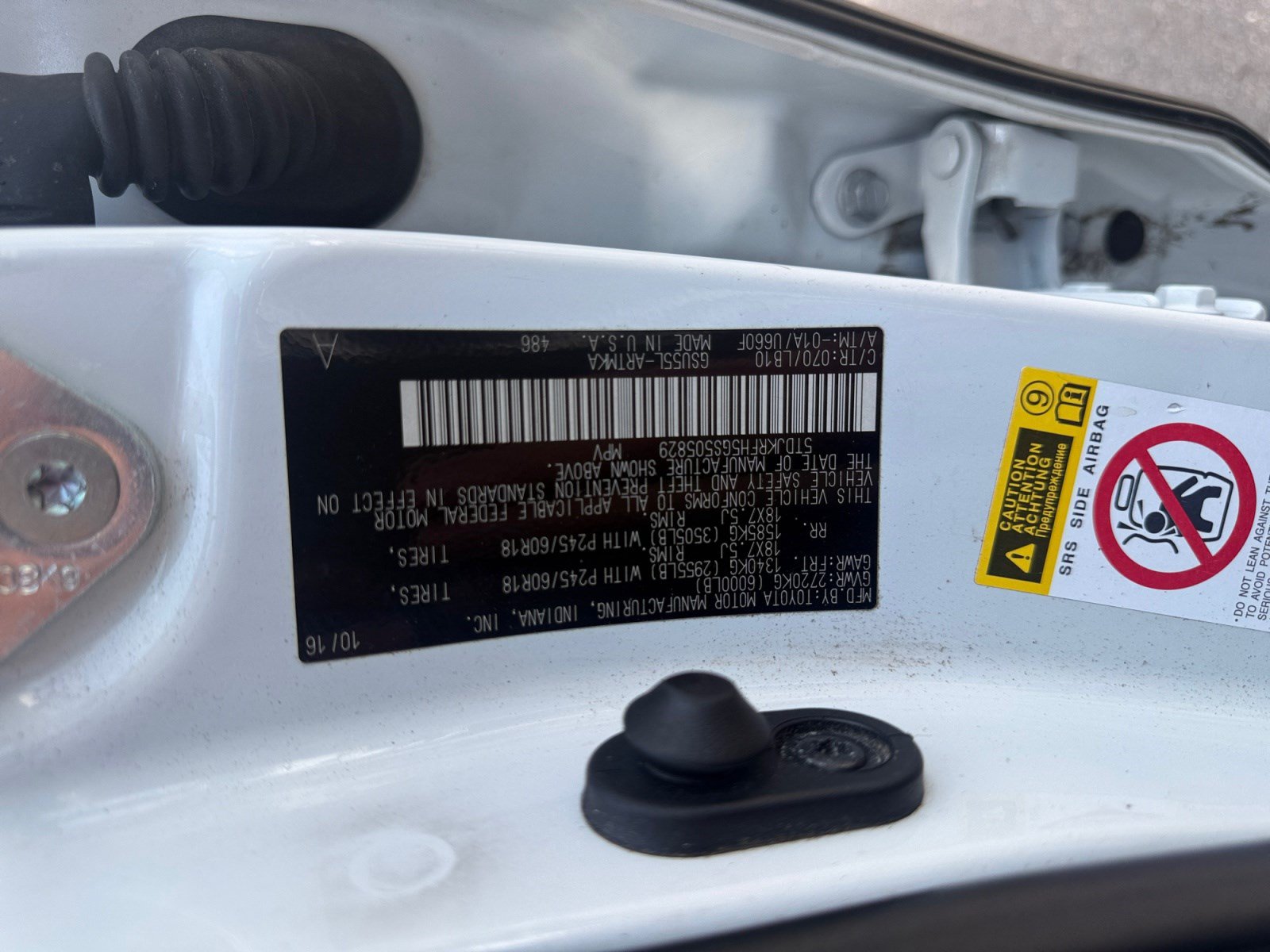 Used 2016 Toyota Highlander XLE AWD/4WD image 25