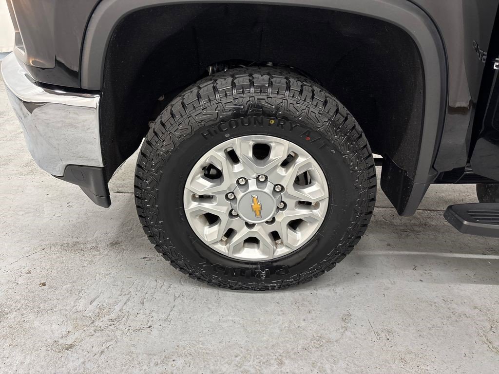 Certified 2023 Chevrolet Silverado 2500 LT AWD/4WD image 28