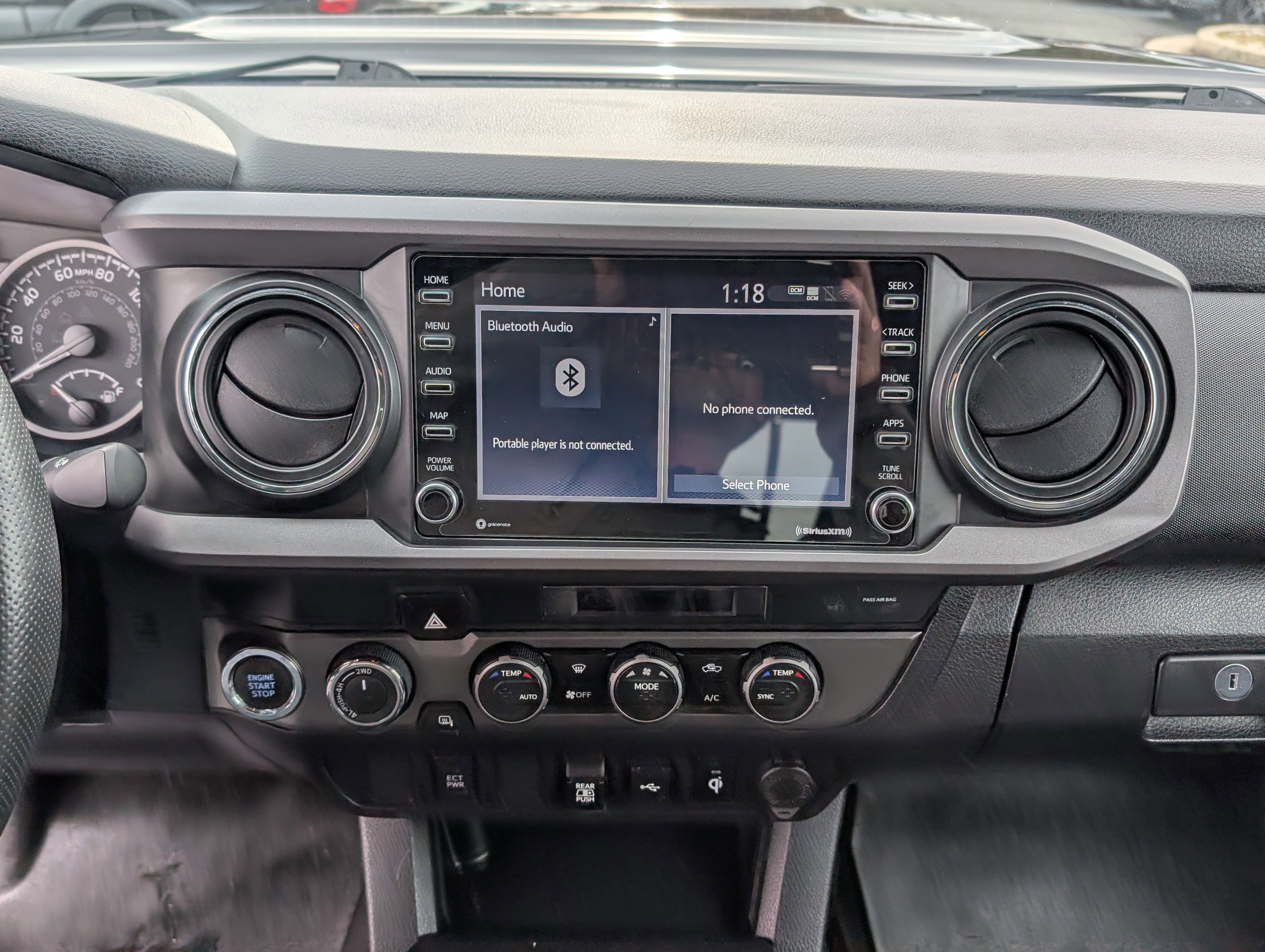 Used 2022 Toyota Tacoma TRD Sport image 16