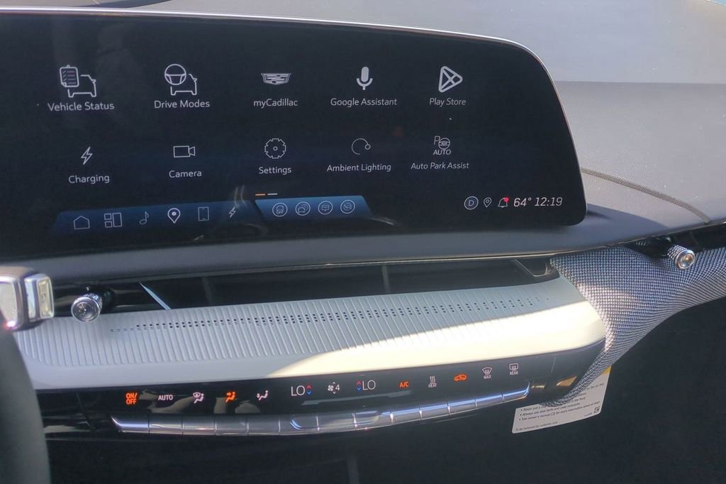 Used 2026 Cadillac Optiq Sport 2 image 5