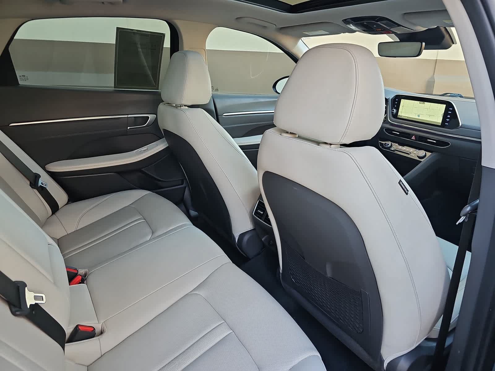 Used 2022 Hyundai Sonata Limited FWD image 16