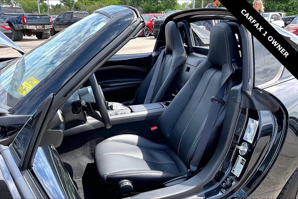 Used 2025 MAZDA MX-5 Miata RF Grand Touring RWD image 20